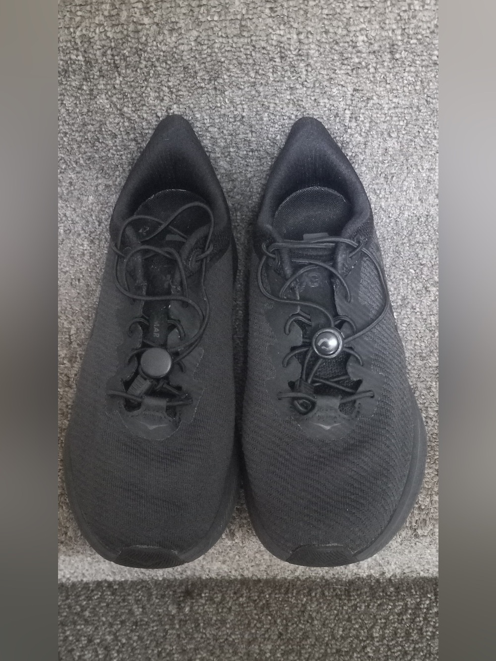 Hoka Arahi SR slip-Resistant black athletic walking sneakers size 7.5 casual